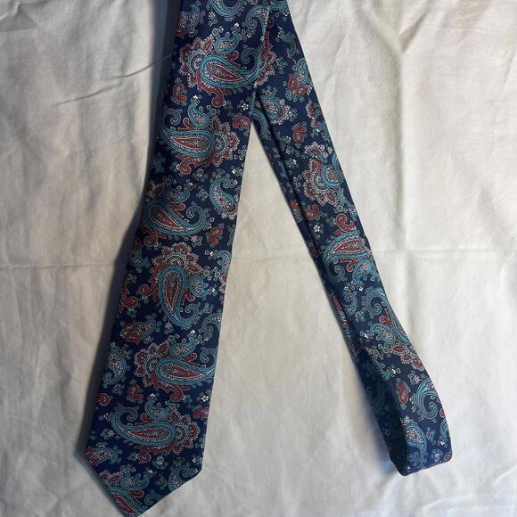 Vintage 70s Pierre Cardin 100% Silk Made in Britain Tie - Picture 2 of 3